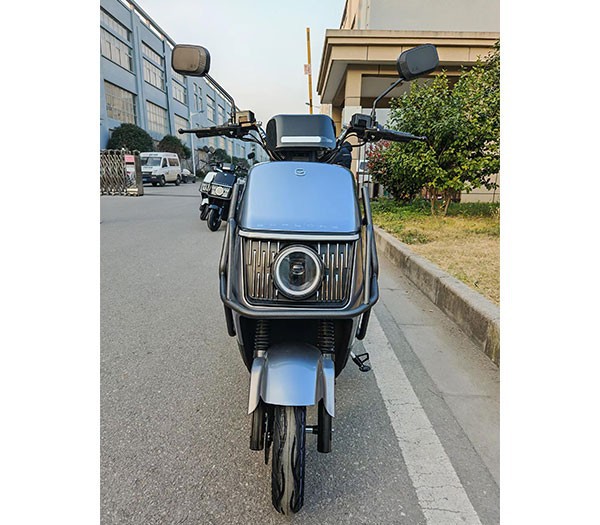 Long Range Modern Electric Motorcycle